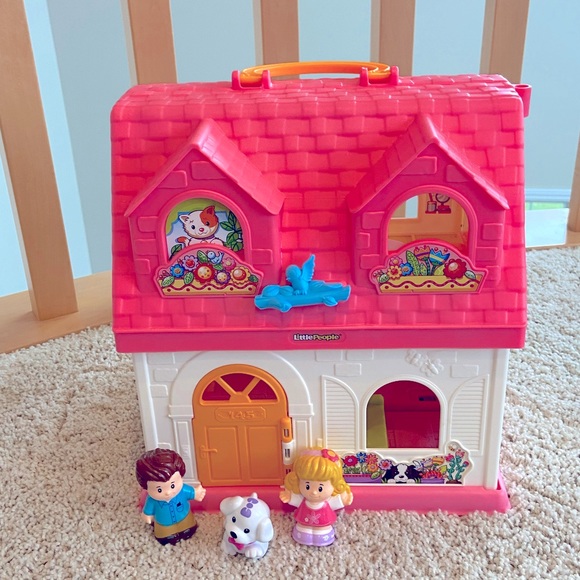 little people surprise and sounds home